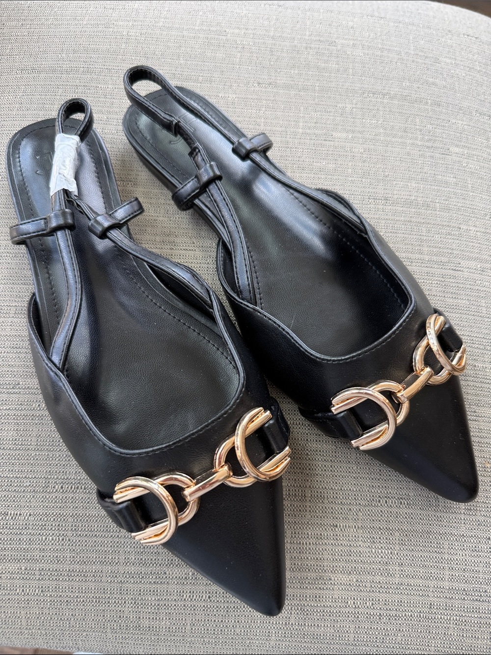 Black Pointed Slingback Flats with Gold Chain Accent 6.5 NEW